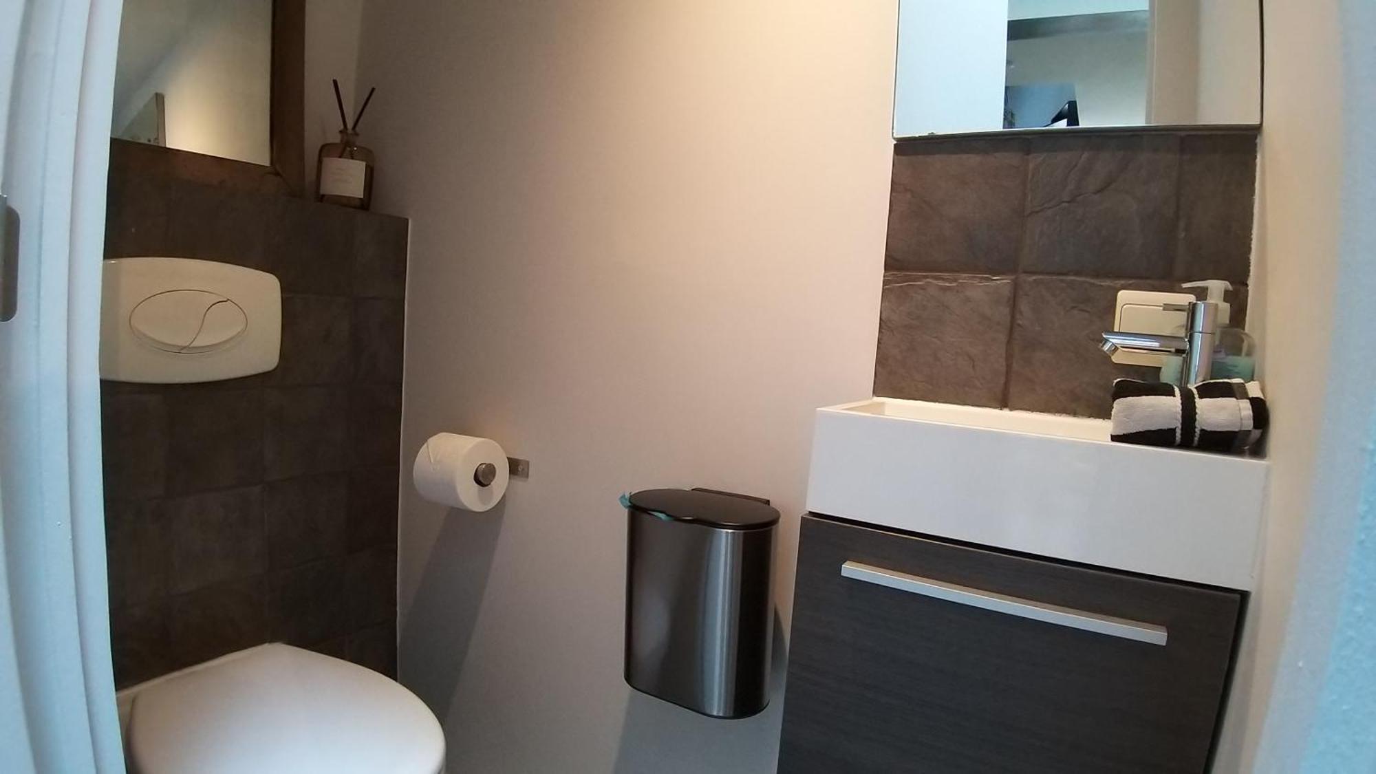 Wellness Loft With Sauna, Jacuzzi, Roof Terrace & Amazing View Antwerp