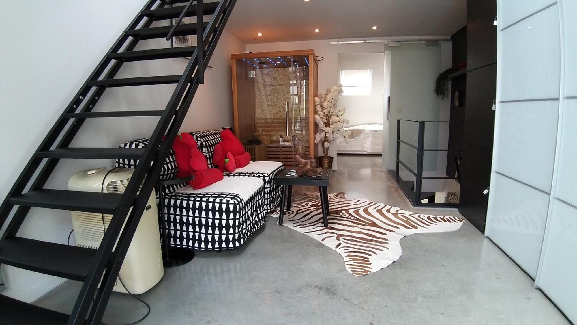 Wellness Loft With Sauna, Jacuzzi, Roof Terrace & Amazing View Apartment *