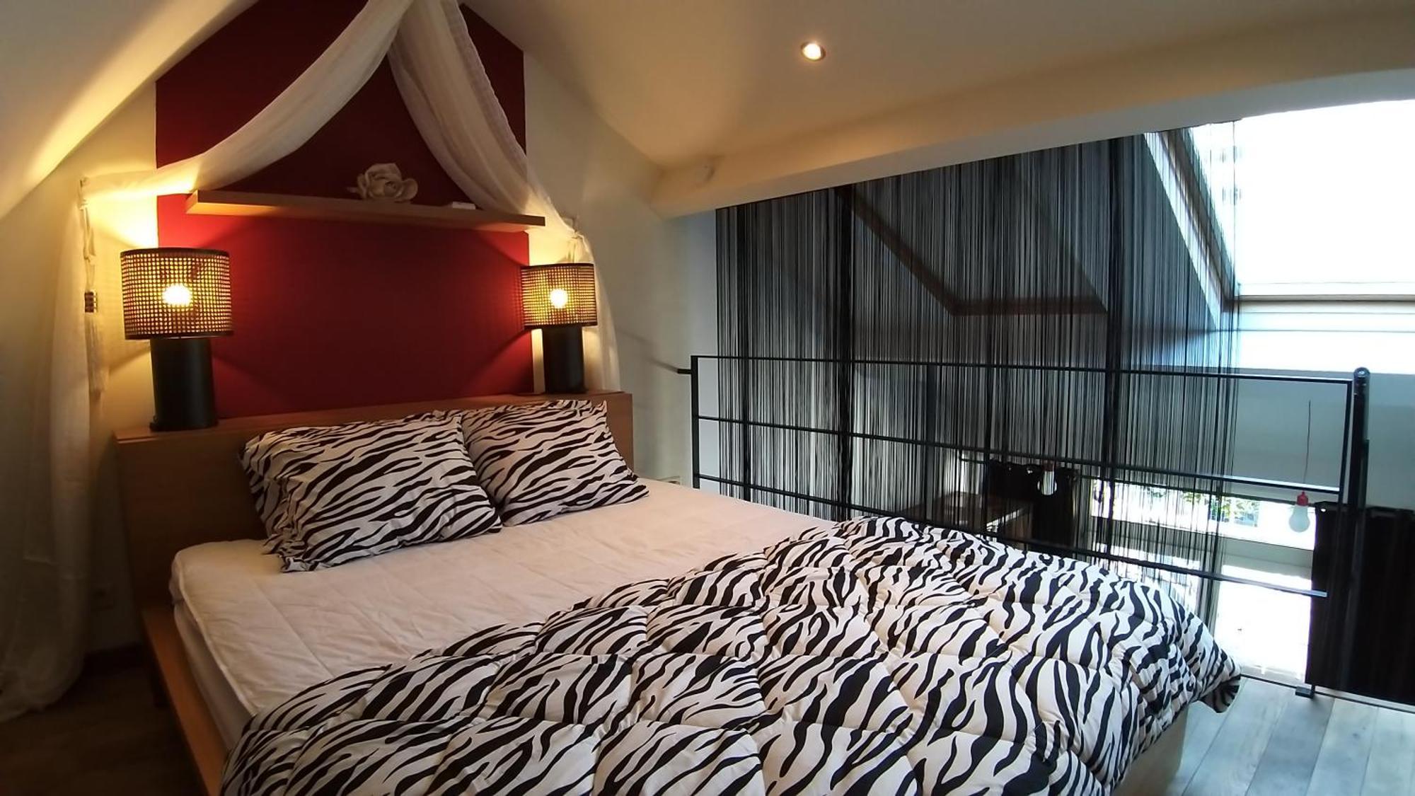 Apartment Wellness Loft With Sauna, Jacuzzi, Roof Terrace & Amazing View *