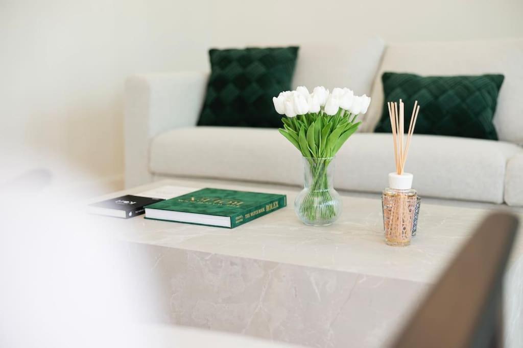 Designer Flat 2br - Central Appartement *