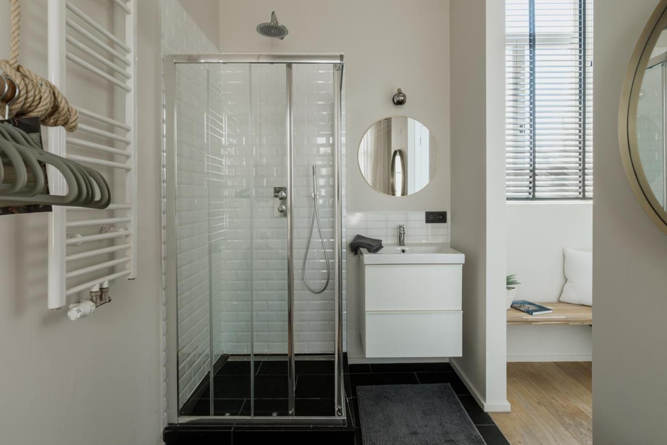 Apartment Mooi Licht In Bruisend Antwerpen! Antwerp