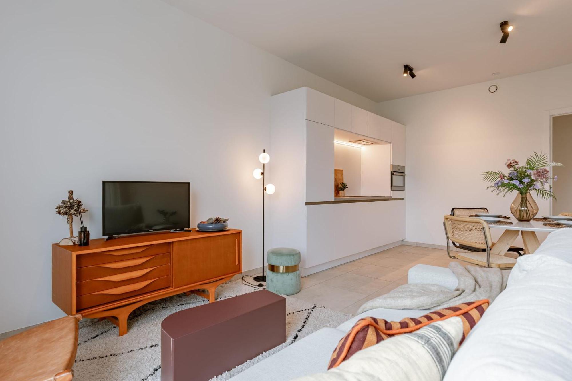 Apartment Huswell - Charming With Terrace In Antwerp