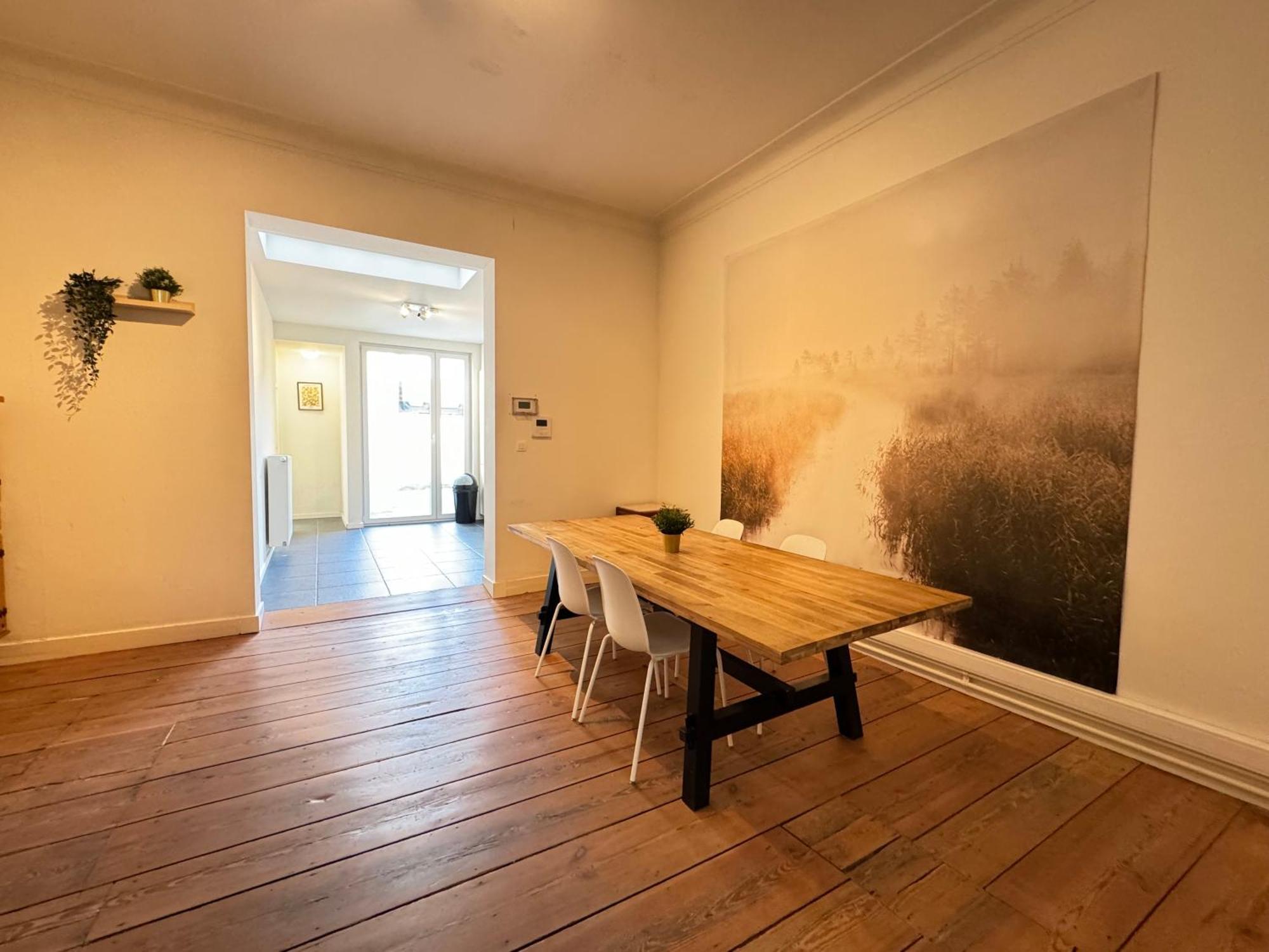 Old Town Apartment