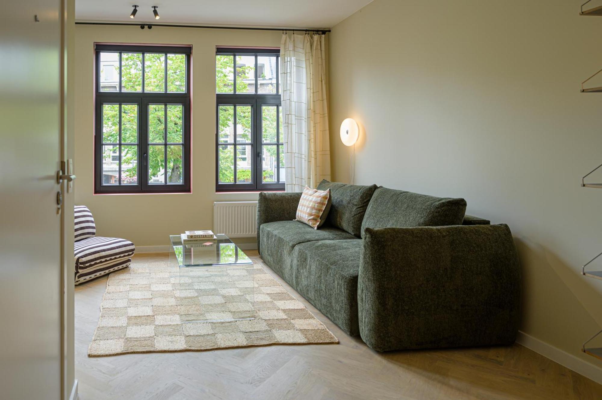 Shway - The Book Binder Apartment *