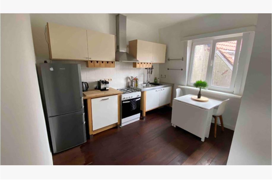 Apartment Trendy At Location