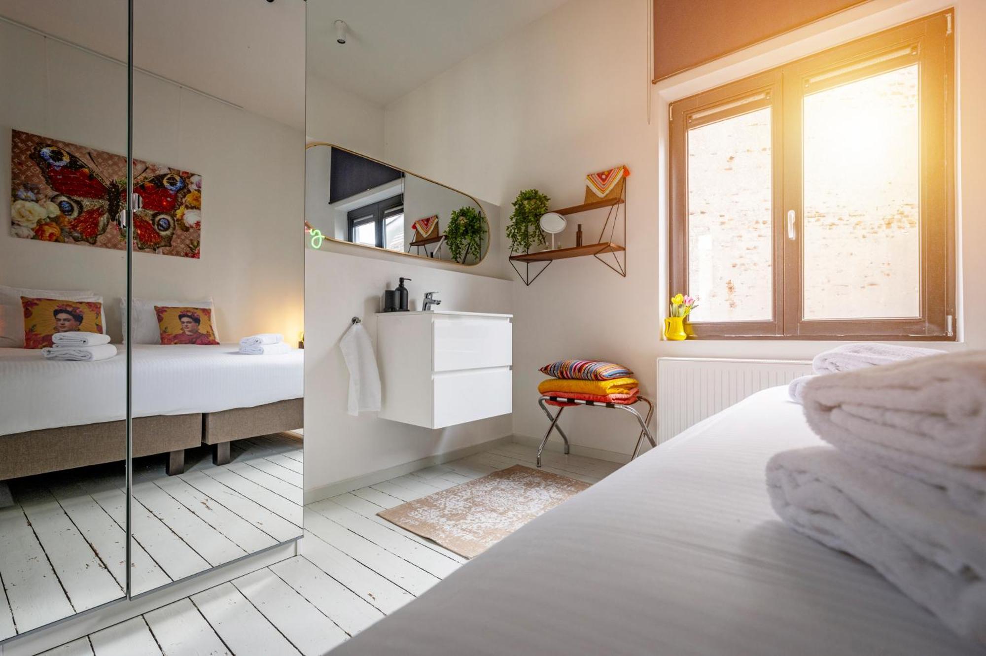 Hot Spot In Trendy Area - 2p Duplex * Antwerp