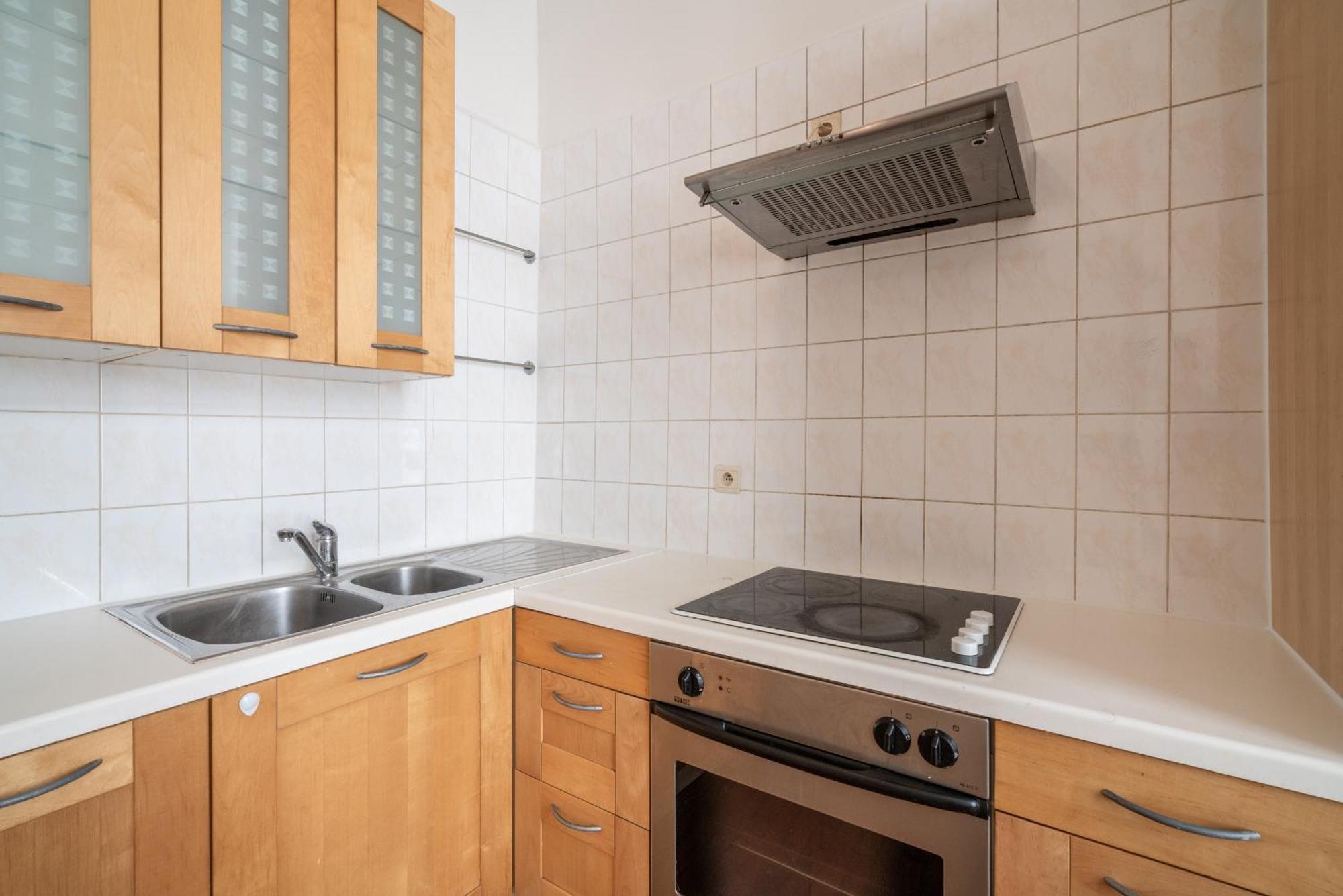 Large Authentic Appartement