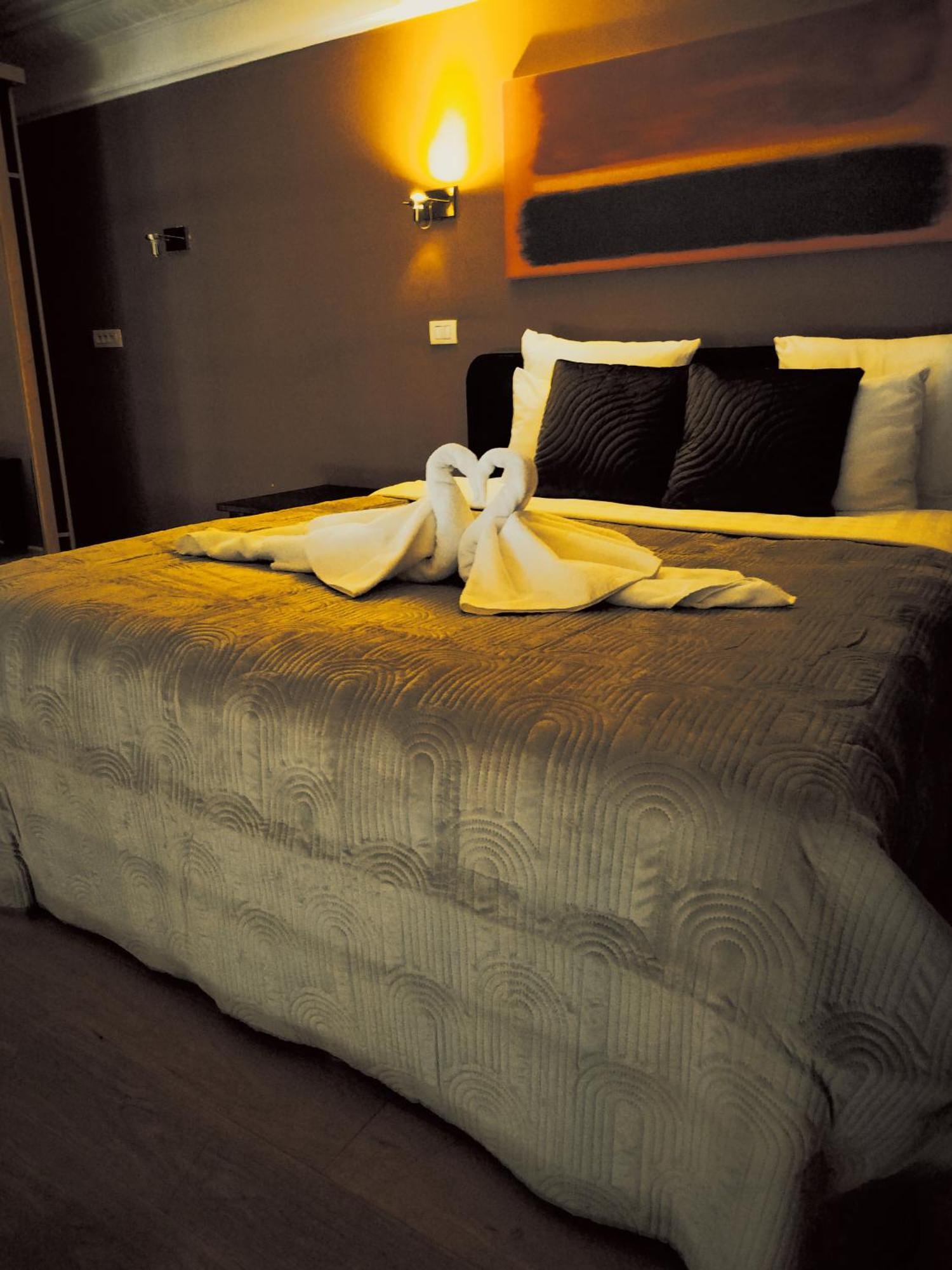 Luxury Castel By Rikas *