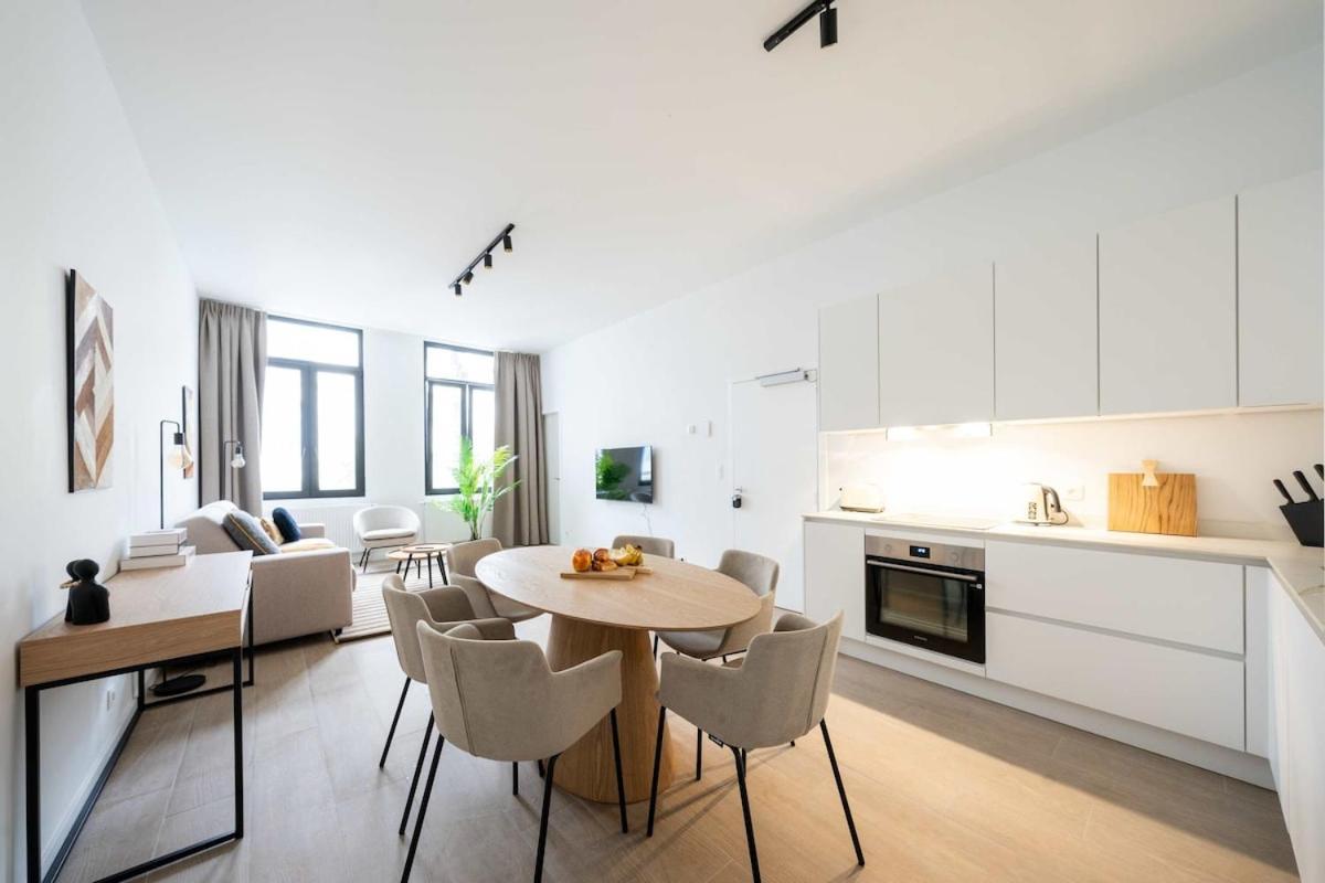 Apartment Comfortable Urban Retreat For 6 In *