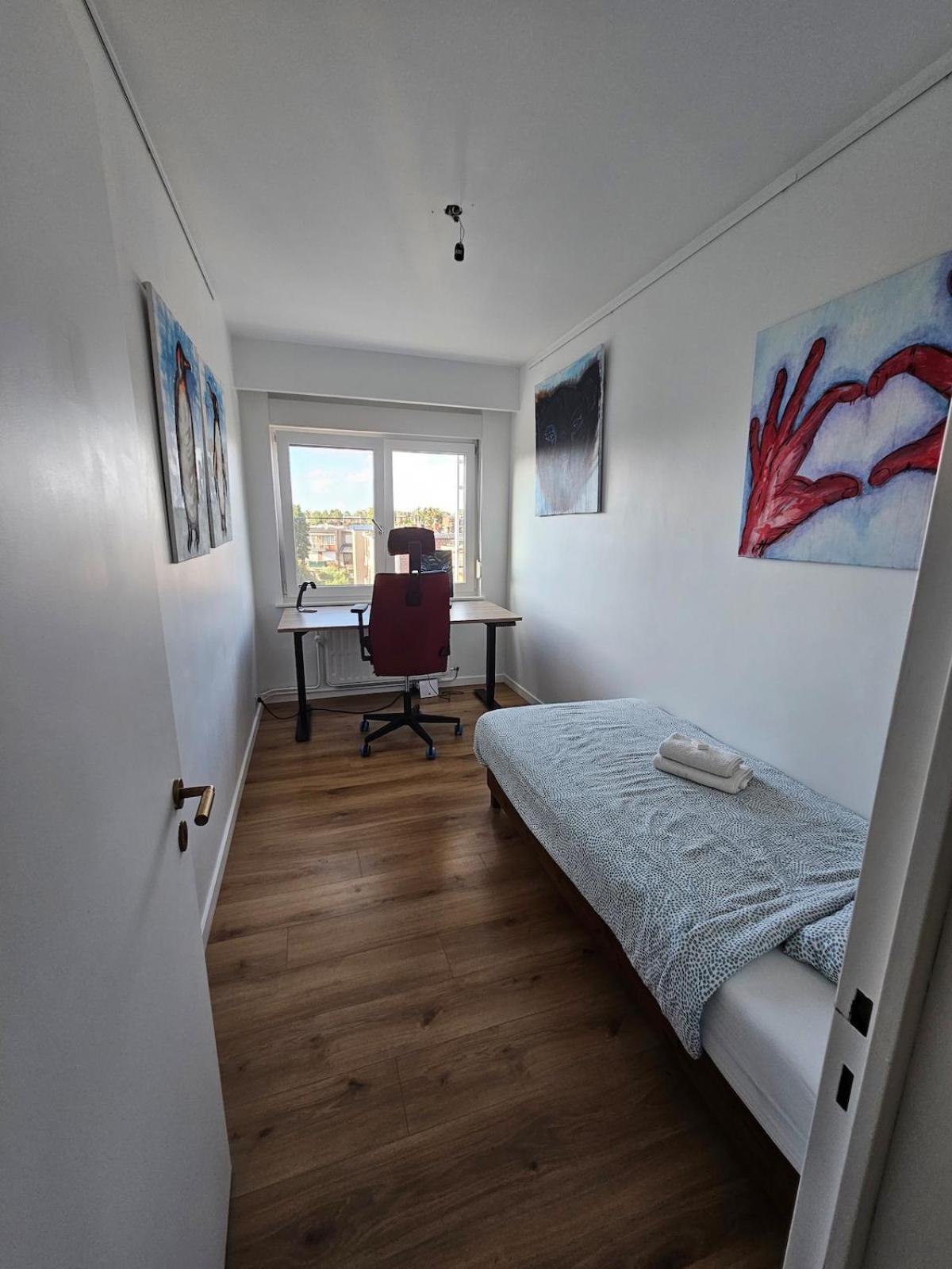 Apartment El - Cozy Bright Flat In The Corner Of *