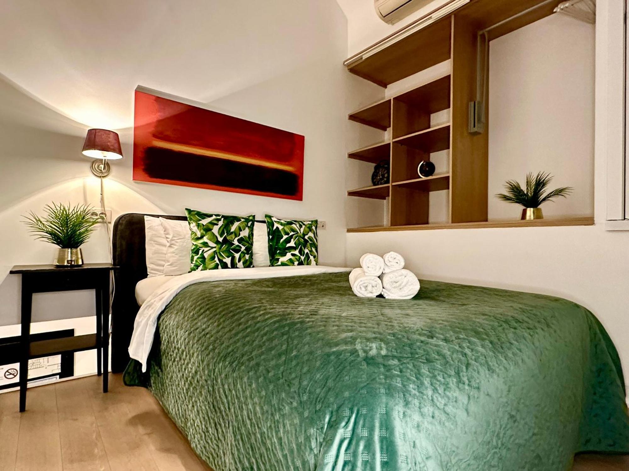 Luxury Castel By Rikas Appartement Antwerpen