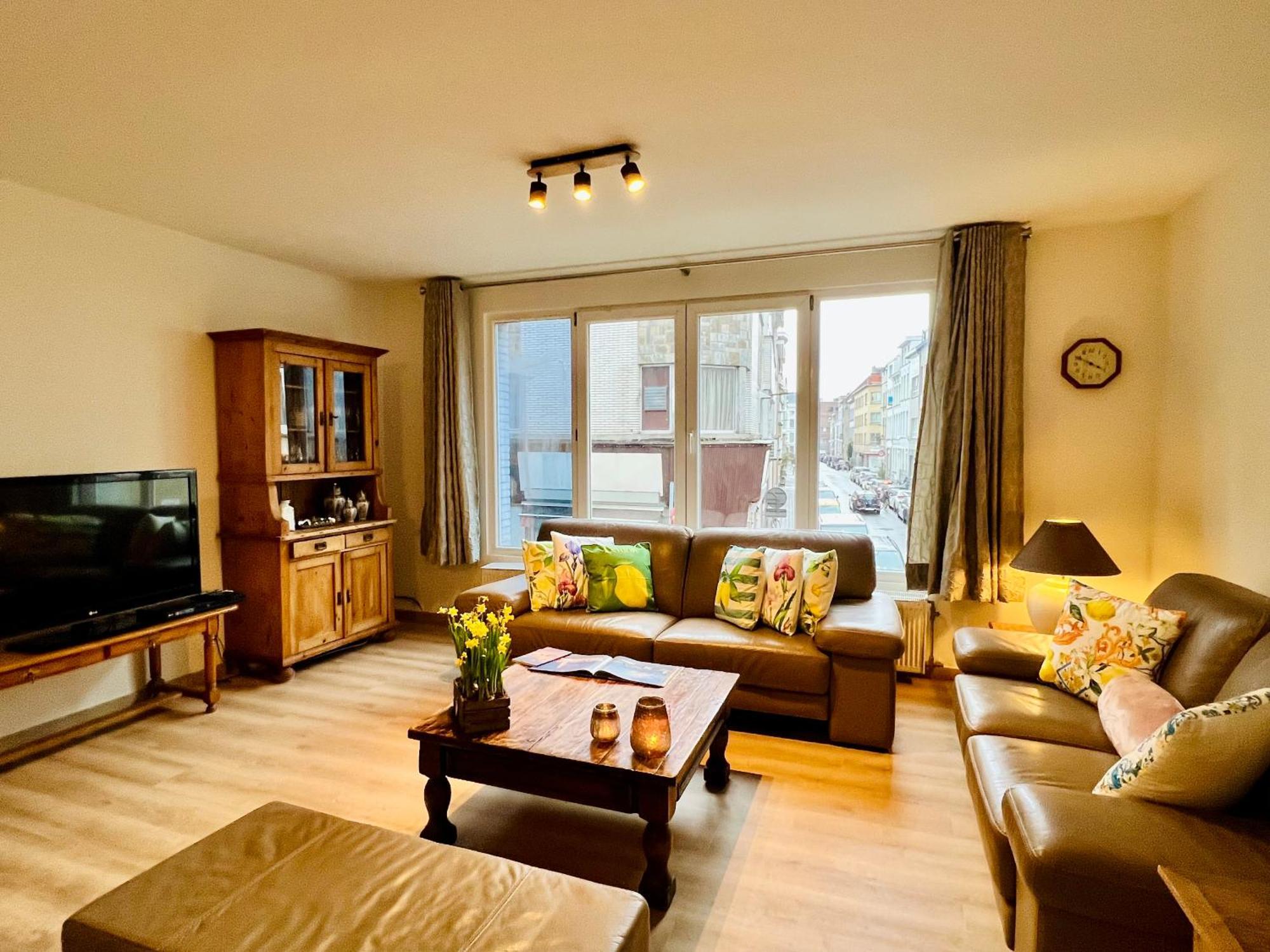 Apartment Elegant 3-bedroom Antwerp