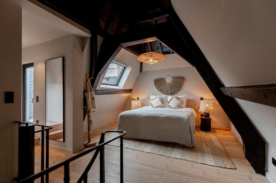 Privatunterkunft Luxury In Historic ! *