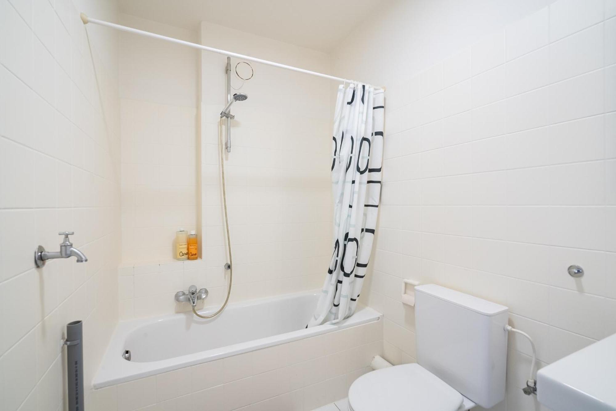 Apartment Bright And