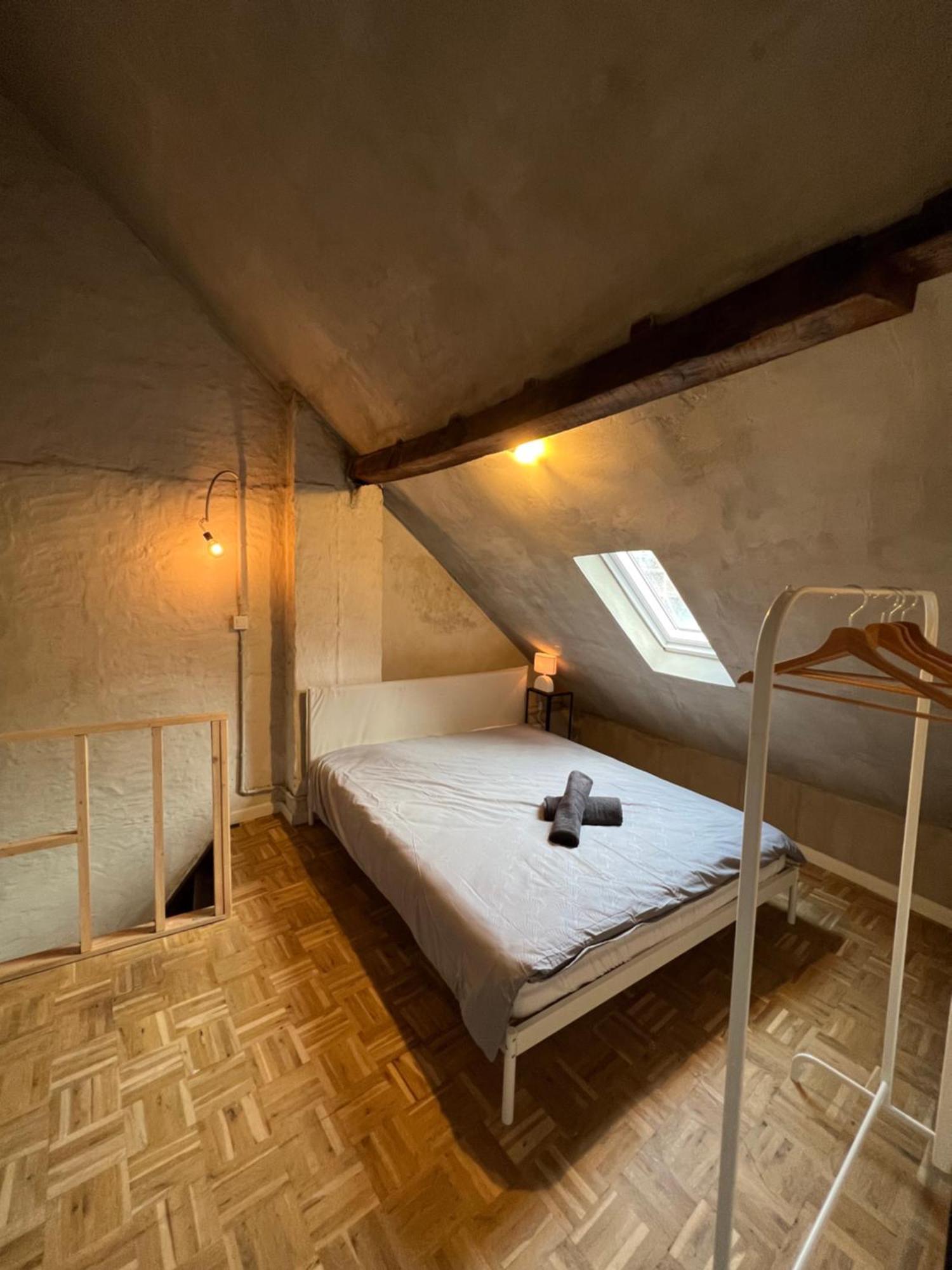 New Spacious Boutique Apartment's In The Center Of Apartment *