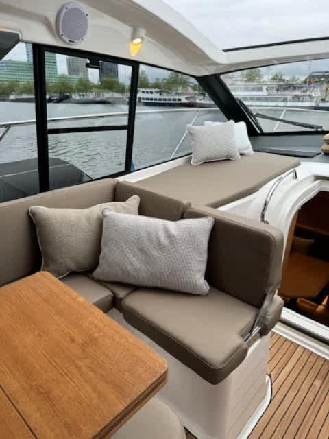 Botel Huswell - Bateau Coco Luxury Yacht In Antwerp