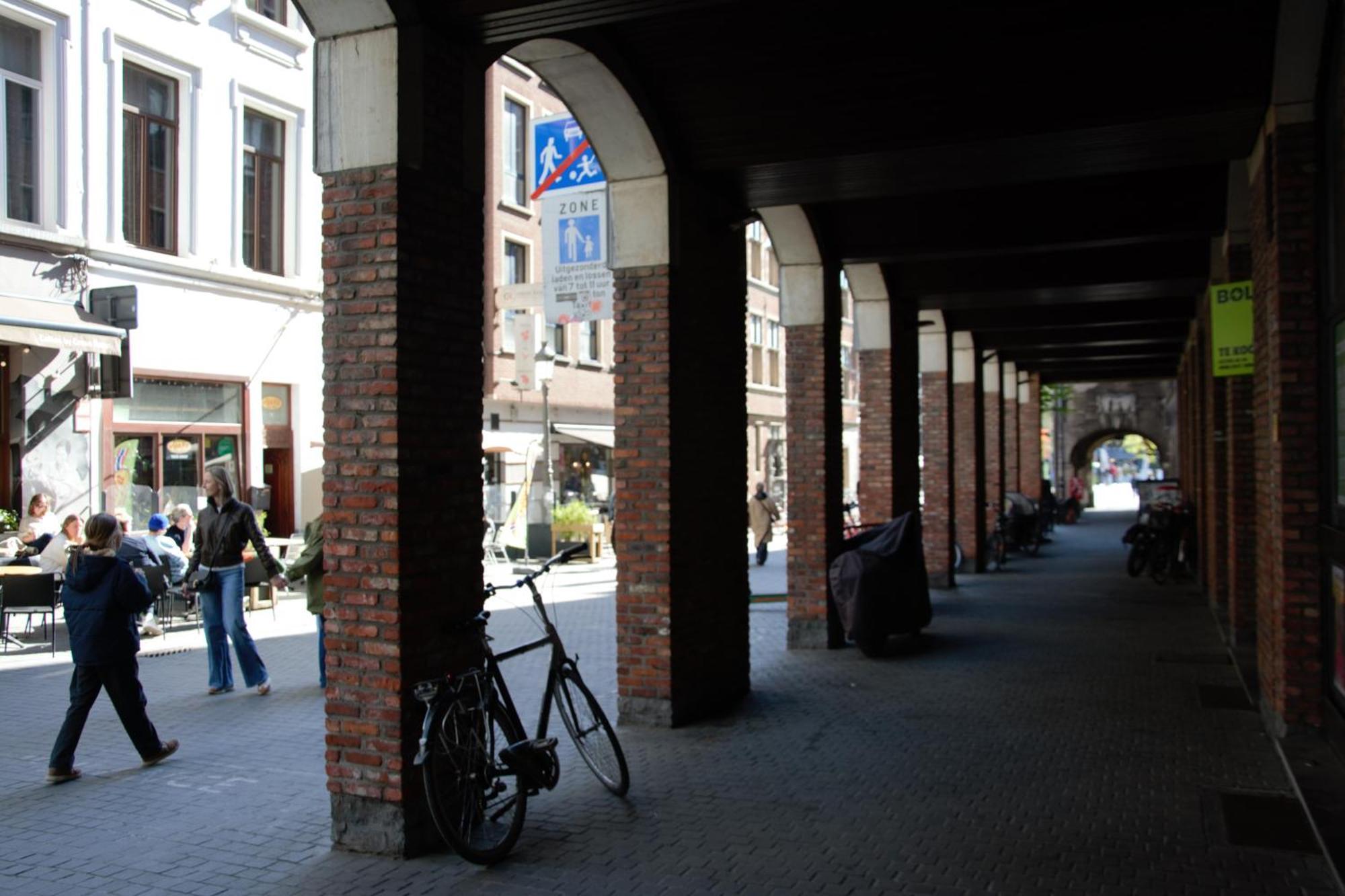 Historical Center Antwerp, On Foot Antwerpen