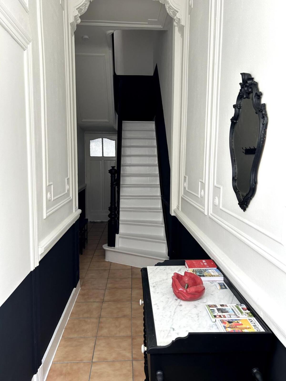 Spacious Townhouse In