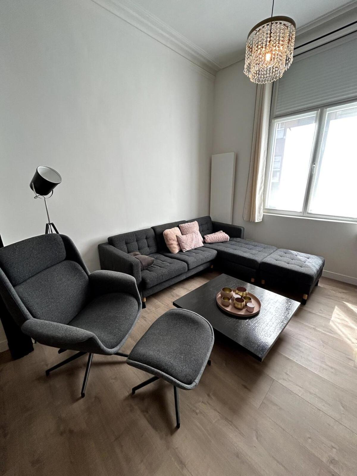 Spacious Townhouse In Antwerp