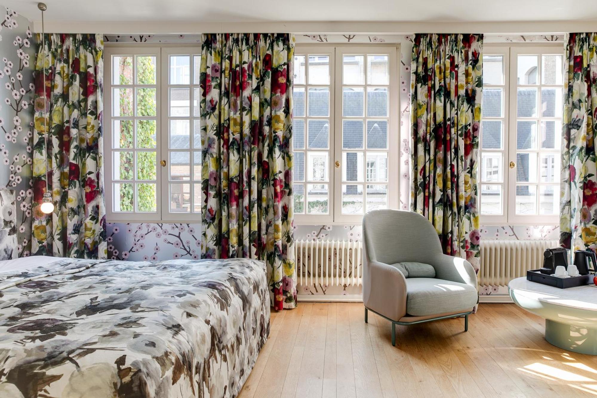 Small Luxury De Witte Lelie Hotel Antwerp