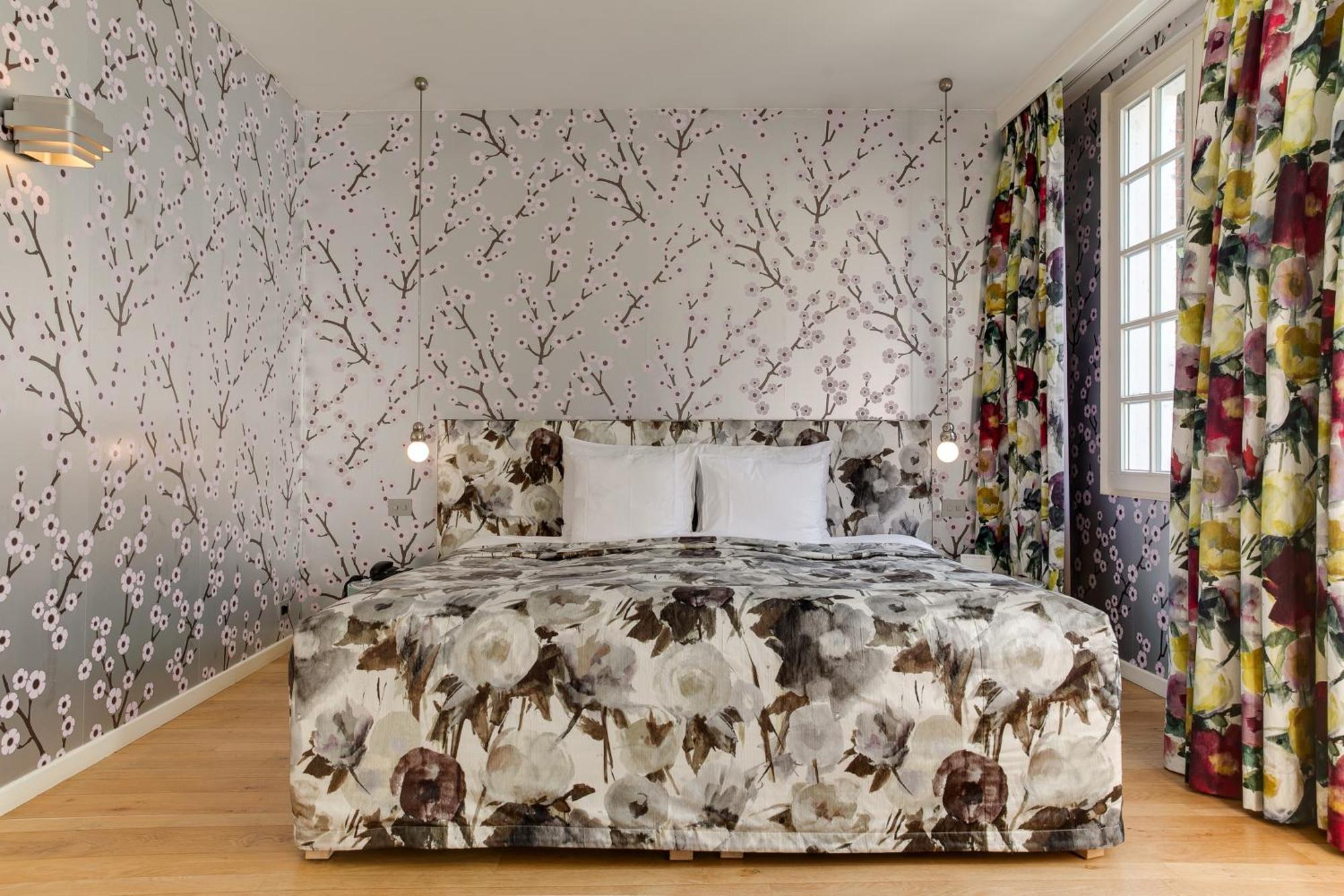 Hotel Small Luxury De Witte Lelie 4*