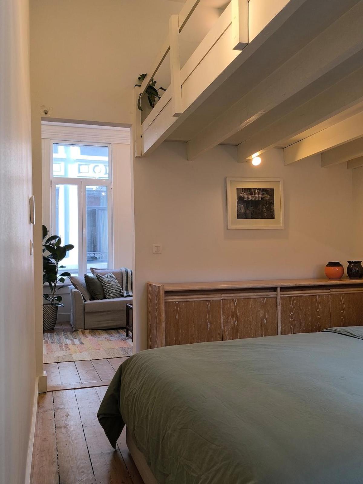 Charming Family Townhouse In *
