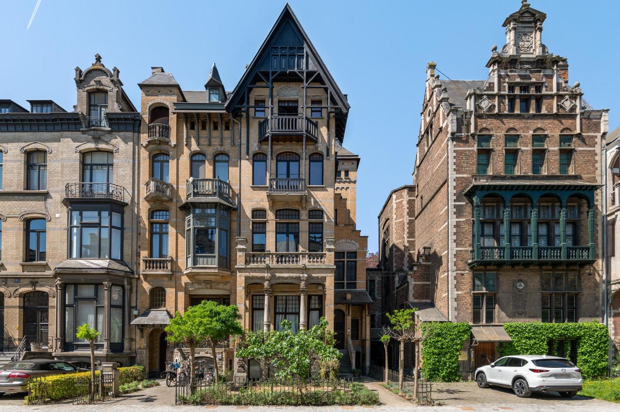 Apartment Baron Osy Four Garden Antwerp