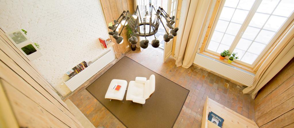 Loft Apartment *