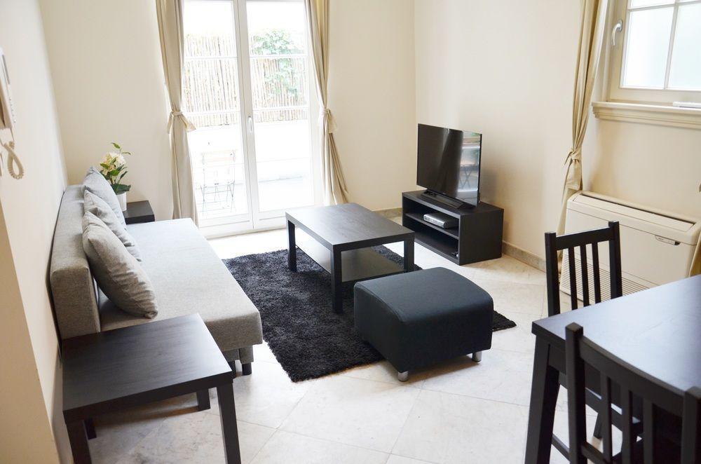 Traditional Modern Centre Appartement