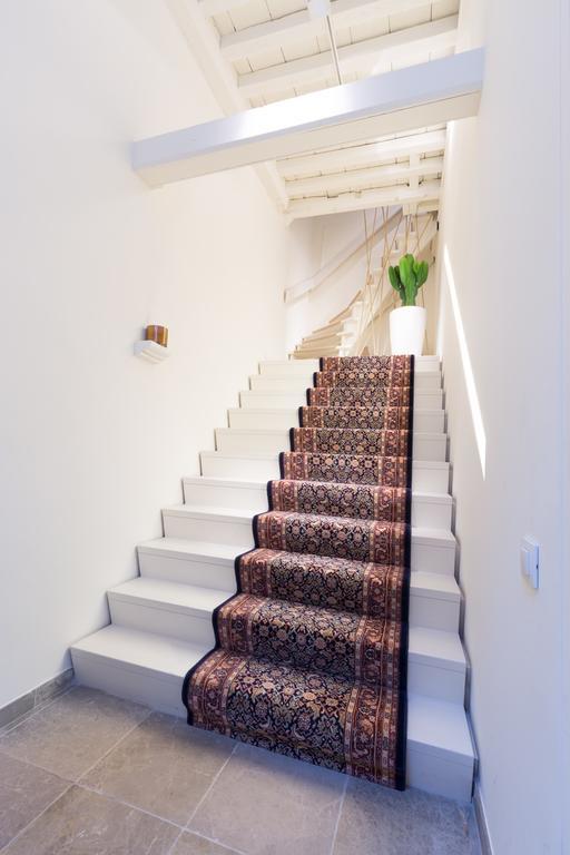 Y & L Holiday home *