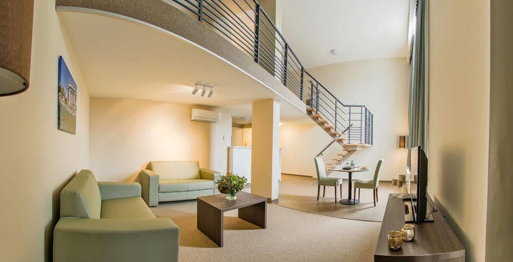 Arass & Business Flats Aparthotel