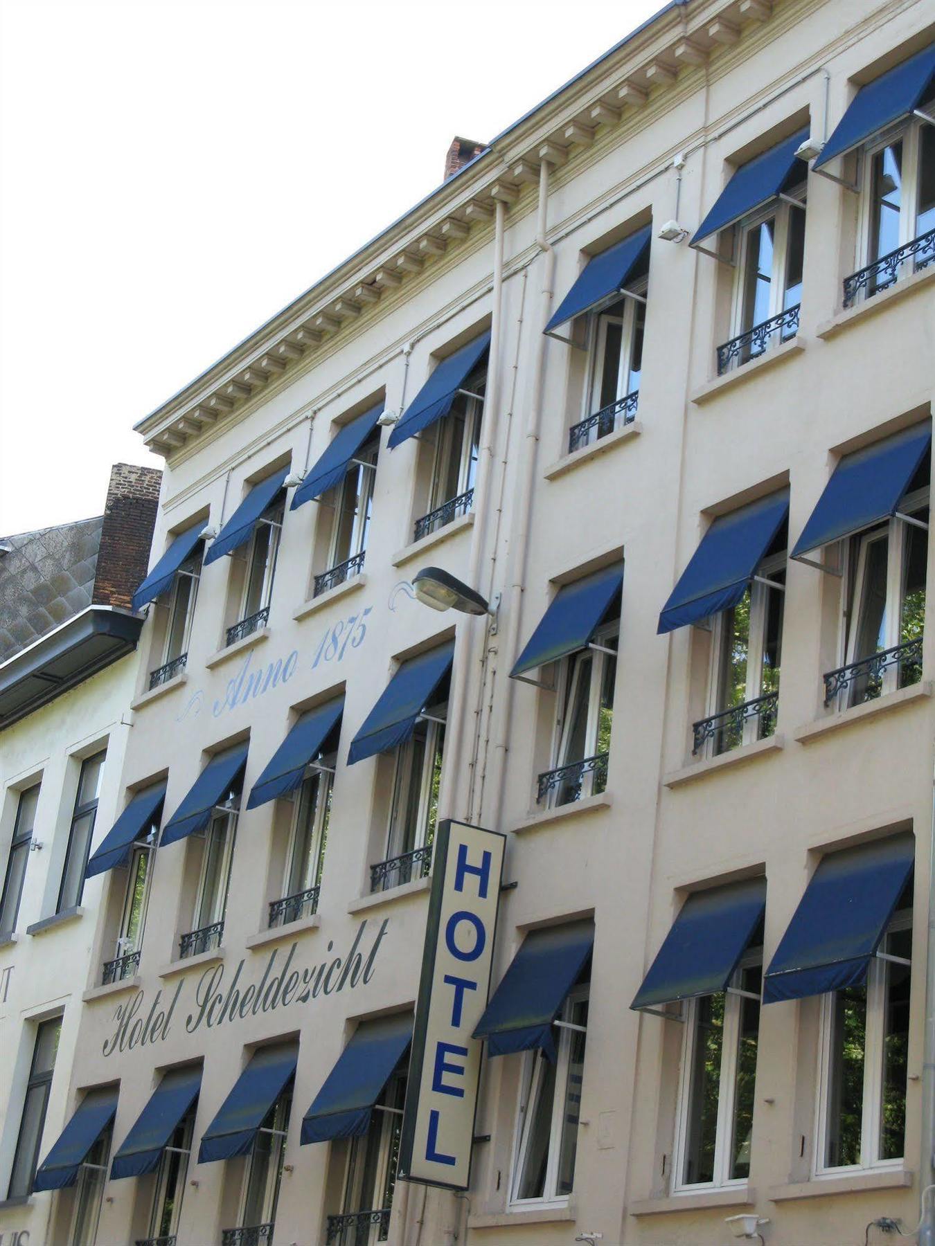 1875