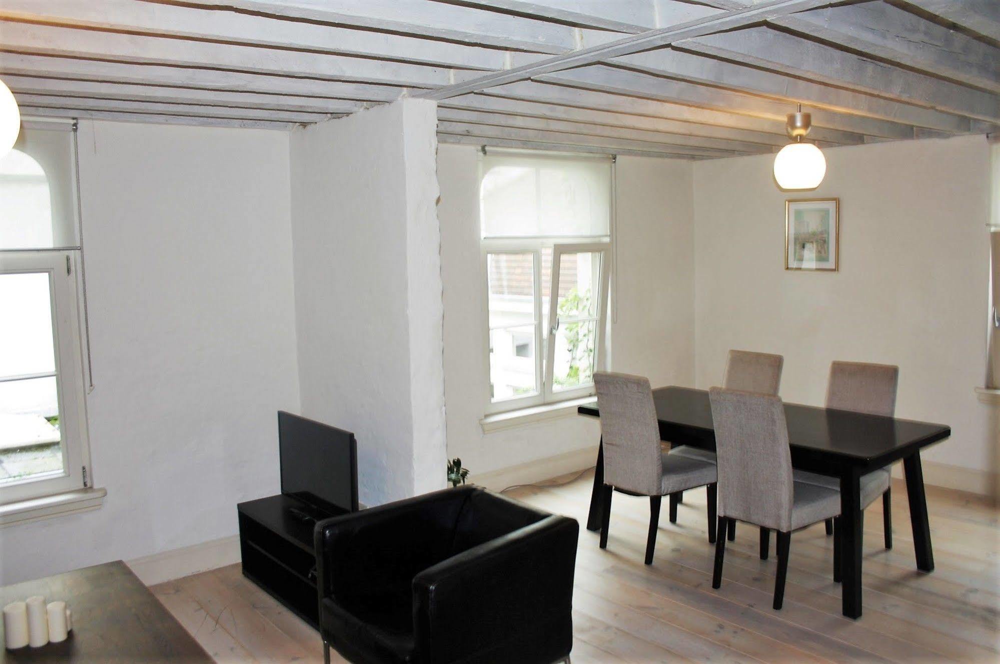 Traditional Modern Centre Appartement *