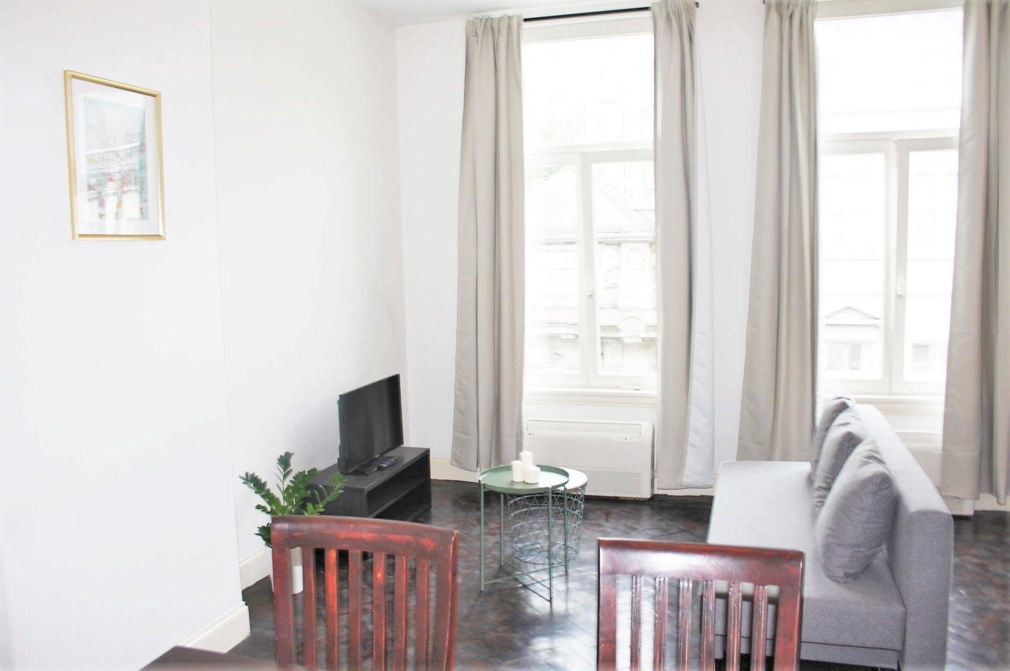 Traditional Modern Centre Appartement *