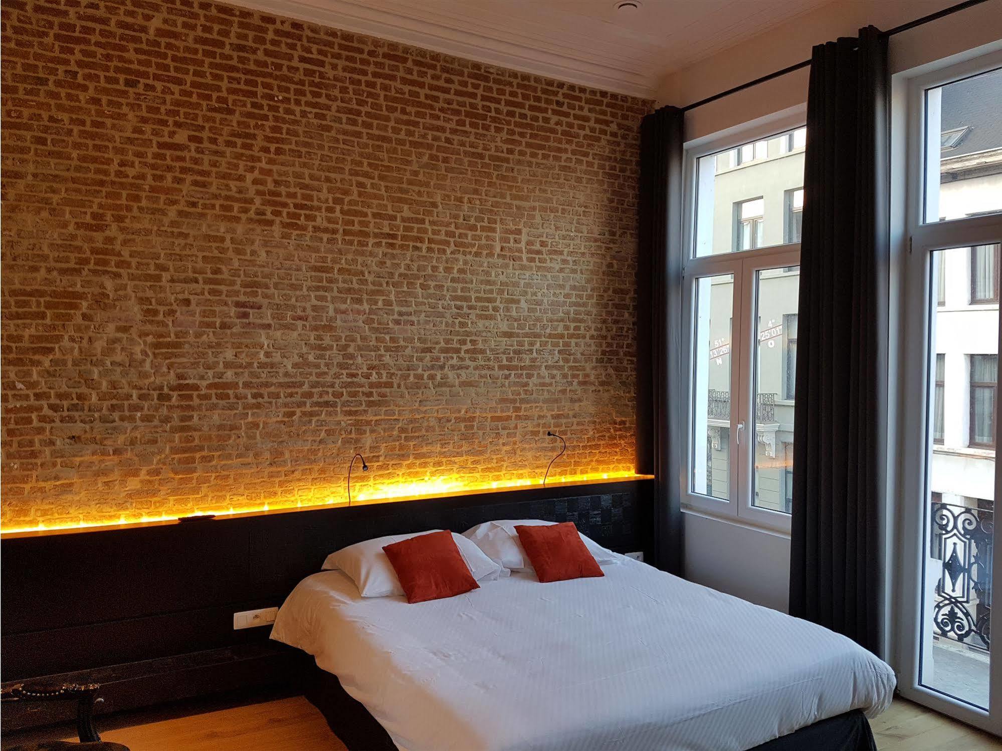 Goodnight Antwerpen