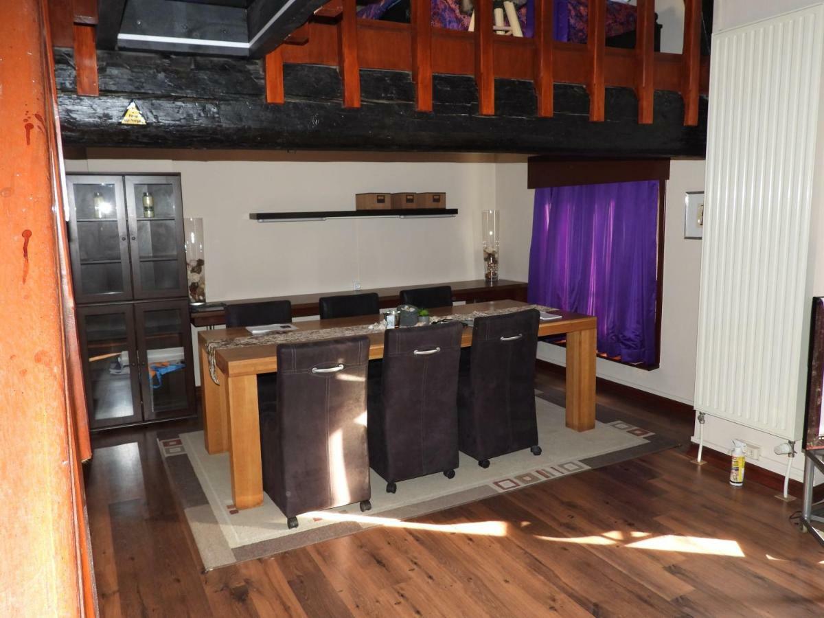 Loft In Red Light