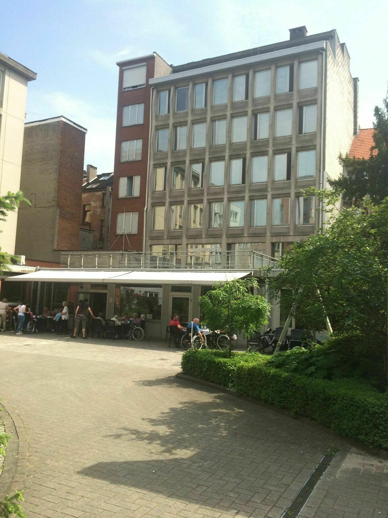 Privilege Hotel 2*