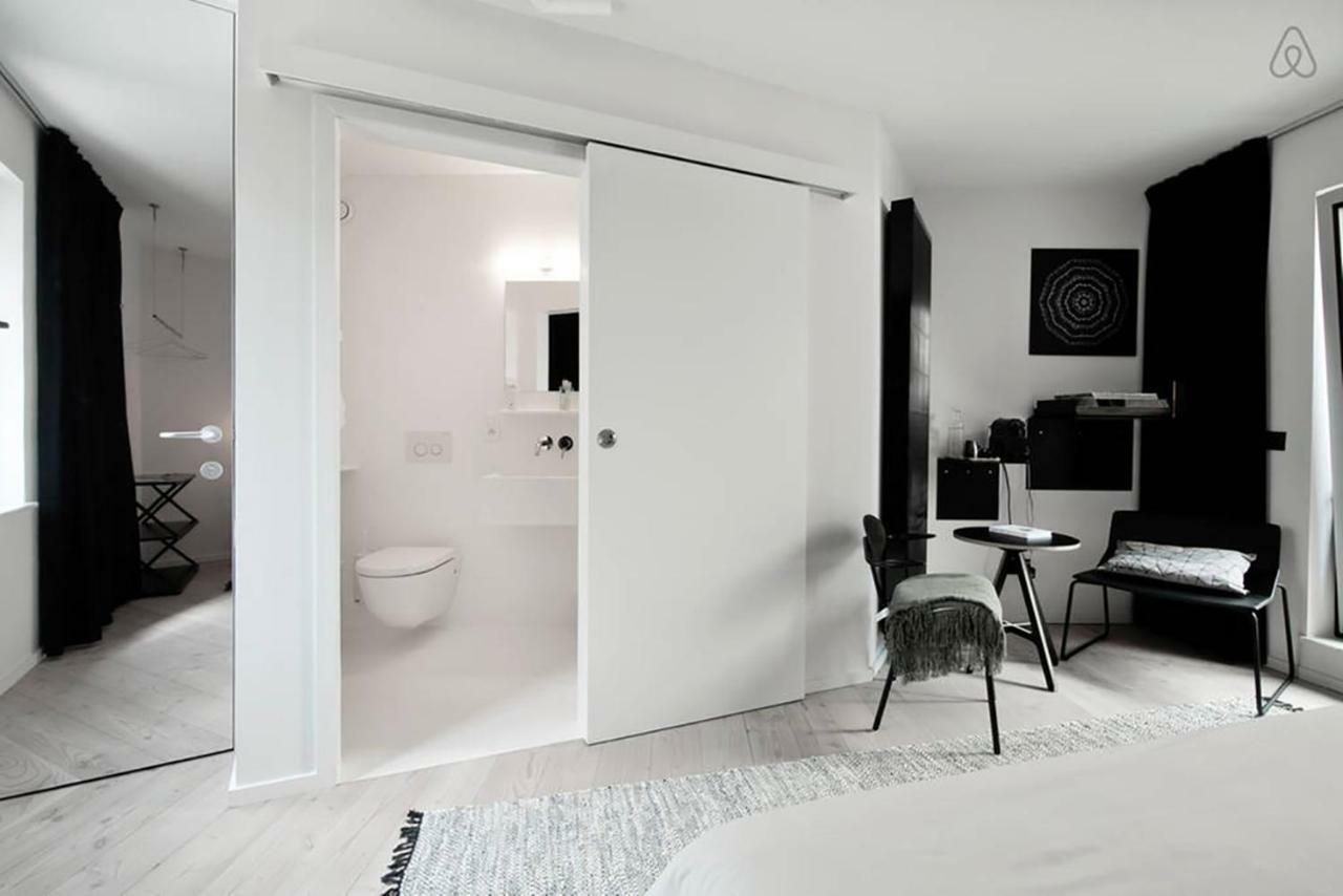 Bed & Breakfast Lucy In The Sky Antwerp