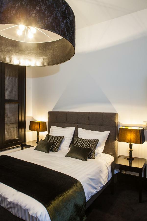 B In Bed & Breakfast 2*