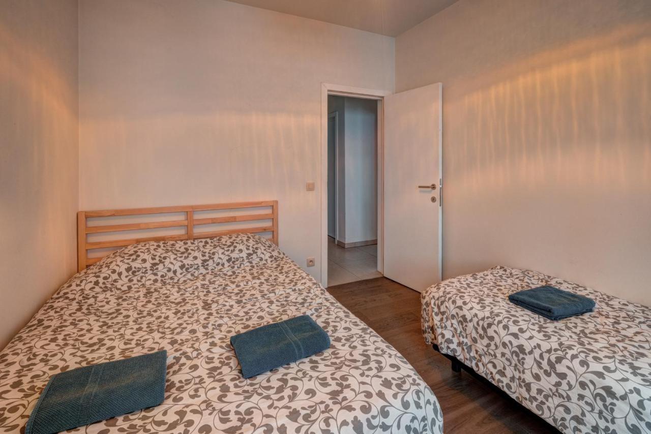 Apartment Theater In Heart Of