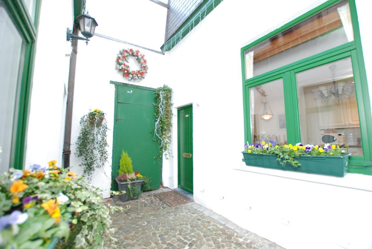 The 16th Century Horse Alley Apartment *