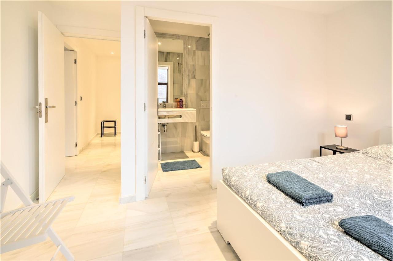 Apartment Marble In The Center Of *