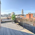 The Meir Lodge. Apartments In Heart Of Antwerp