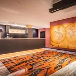 Amory Hotel By Hyllit