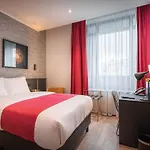 Amory Hotel By Hyllit