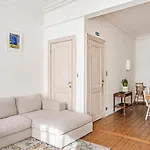 Ruime Woning In Een Leuke Buurt Nabij Het Centrum