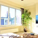 Downtown 1Bdr Apartment 4