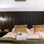 Authentic Apartment In The Heart Of Antwerp