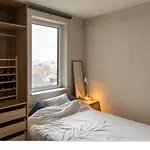 Ruim Appartement Met Prachtig Zicht Op A+ Locatie!
