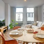 Cozy Retreat In Antwerp With Balcony